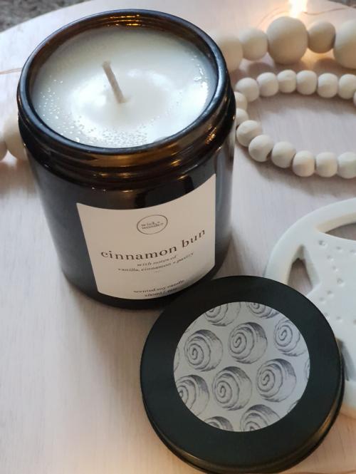 picture of Cinnamon Bun Soy Candle 